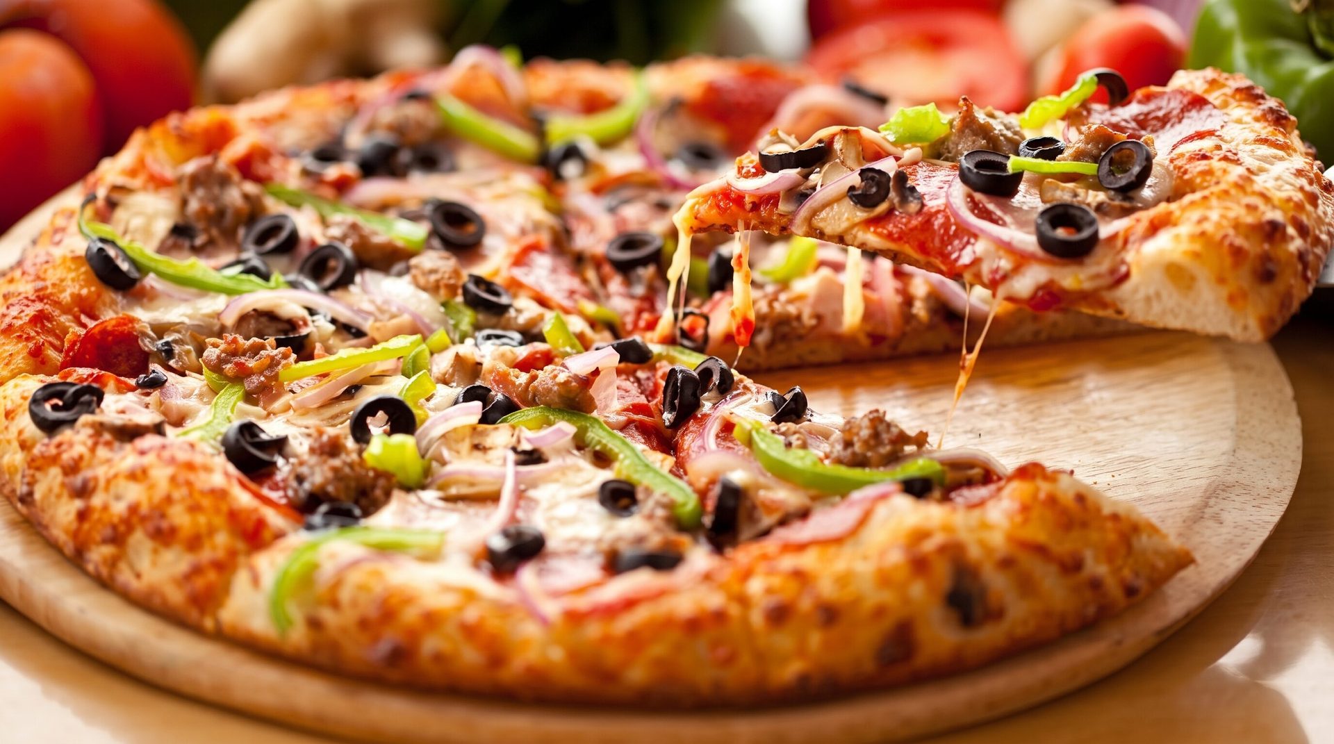Monday BOGO and Lunch Slices